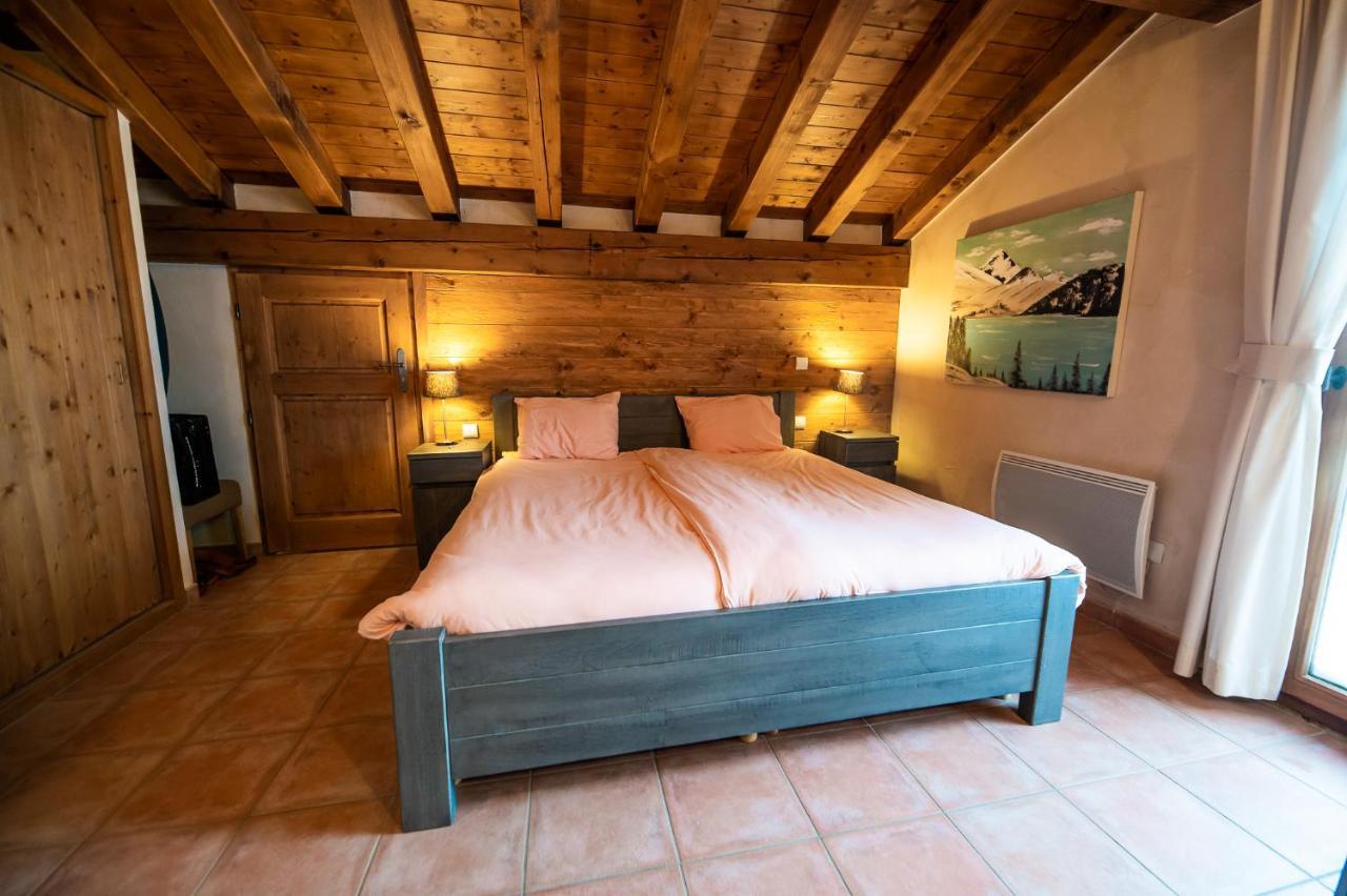 Parc Madeleine - Chalets Saint-François-Longchamp Eksteriør bilde