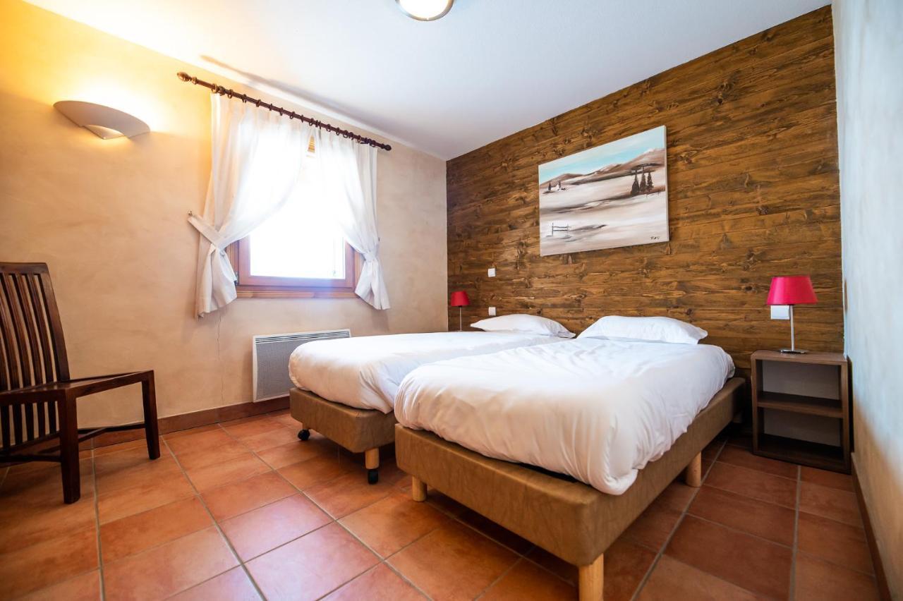 Parc Madeleine - Chalets Saint-François-Longchamp Eksteriør bilde