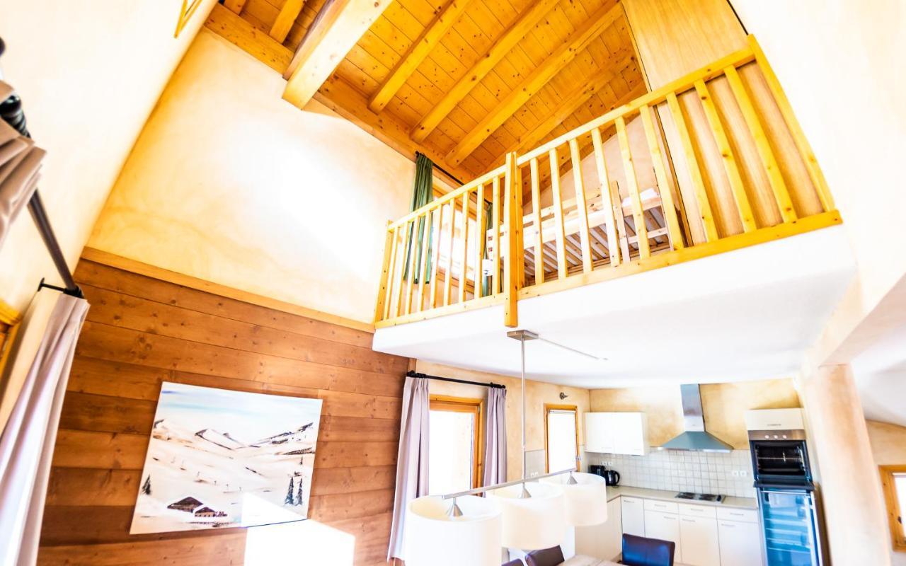 Parc Madeleine - Chalets Saint-François-Longchamp Eksteriør bilde