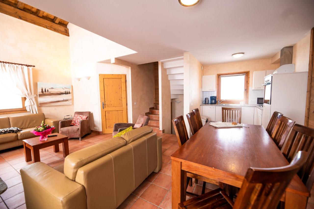 Parc Madeleine - Chalets Saint-François-Longchamp Eksteriør bilde